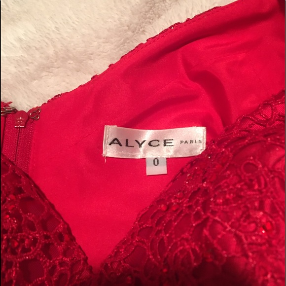 Alyce Paris | Two piece Red Prom Dress size 0 - Picture 5 of 8